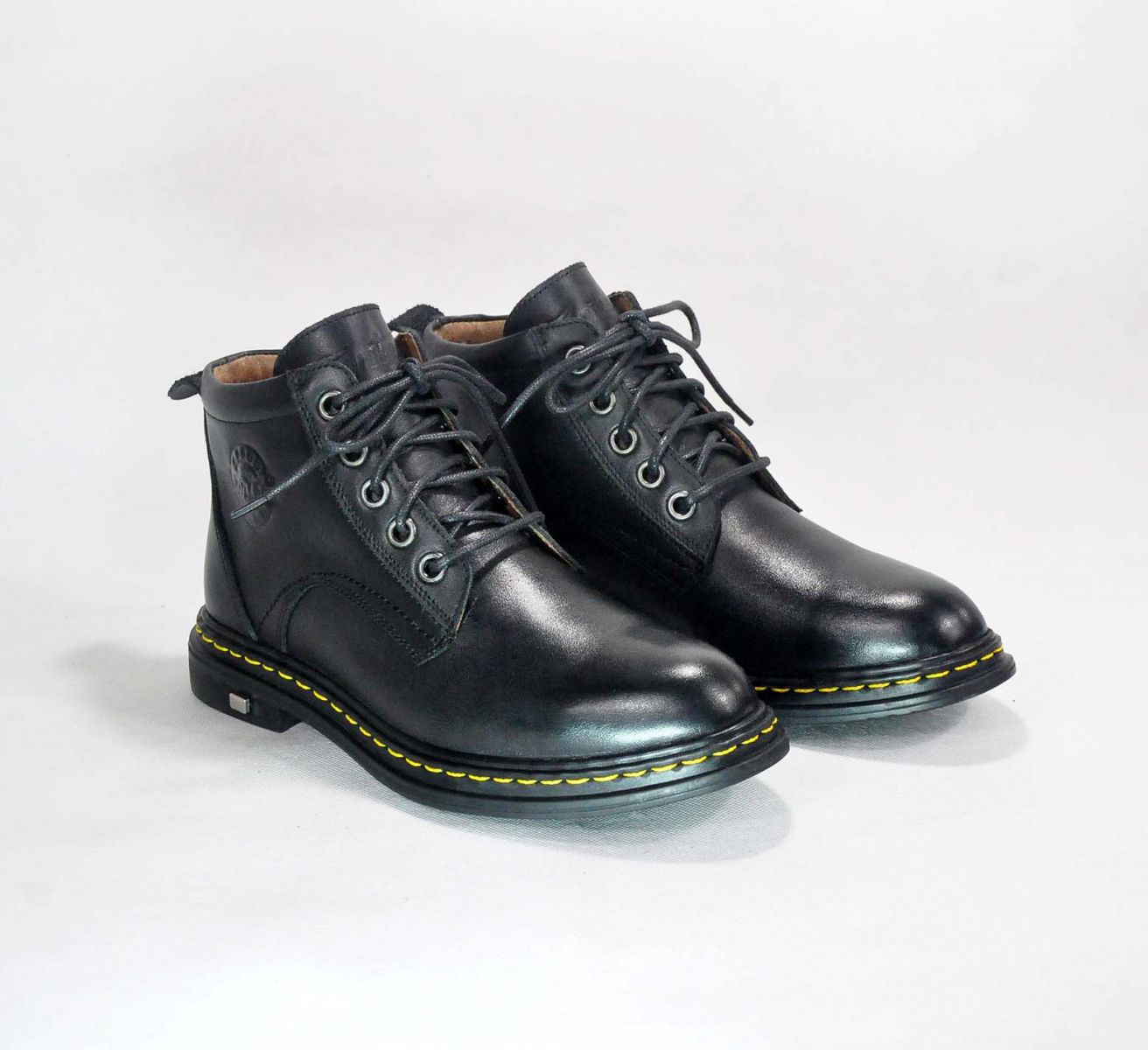 Giày boot nam cổ cao,phong cách Hàn Quốc,phối cùng khoá cài dây giầy cực  ngầu-801 giá rẻ nhất tháng 9/2023